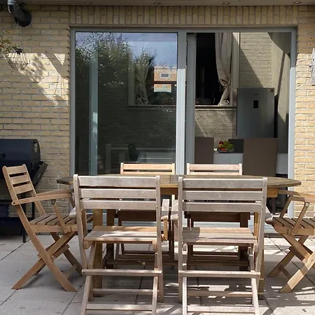 Ruim Herenhuis Met Grote Tuin Op 5min Zee - 6p Middelkerke